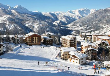 Chandigarh Hill Stations Tour: Shimla & Manali