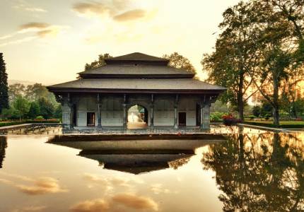 Adventure Tour: Jammu-Srinagar-Gulmarg-Pahalgam-Sonmarg